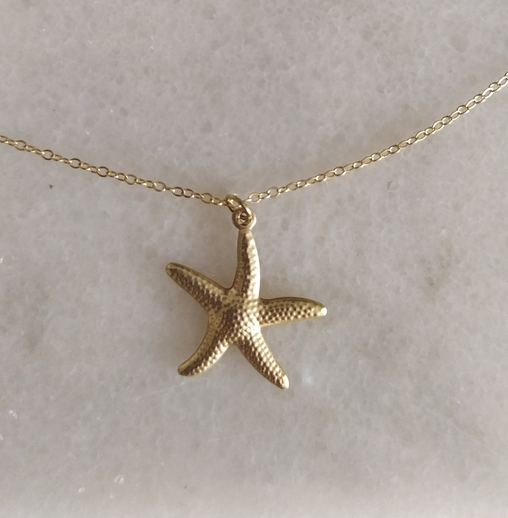 Collar Estrella de Mar. Starfish necklace. Bisutería. Imitation jewelry. Nomad Estilo .