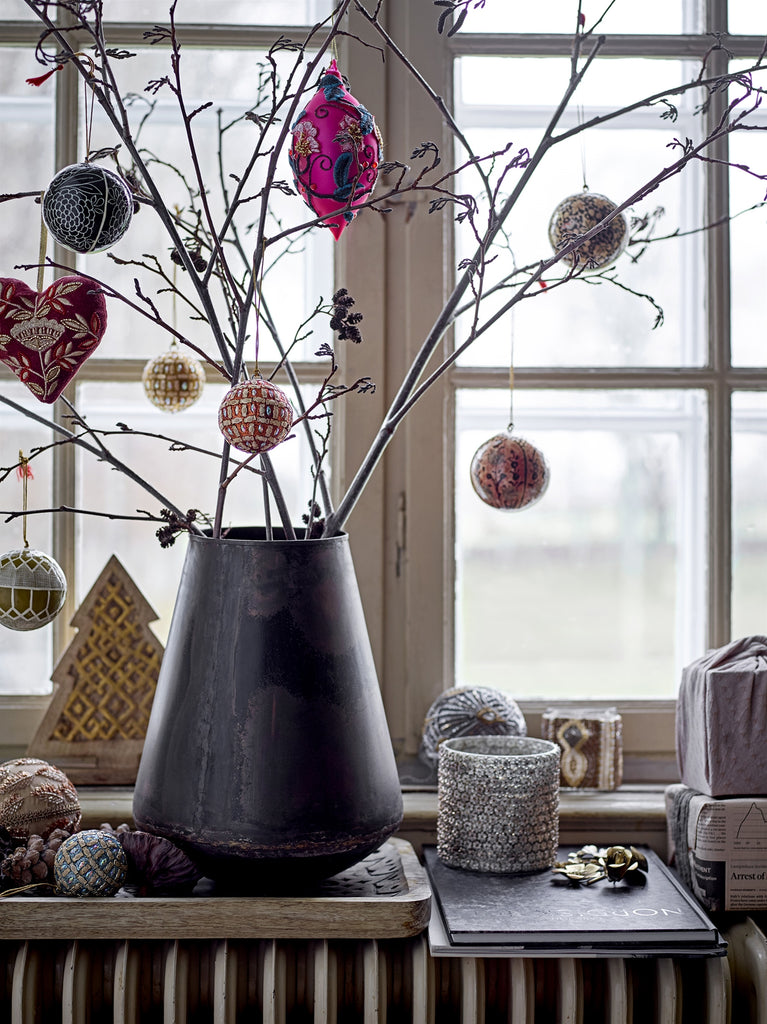 Adorno Floral Latón. Brass Floral Ornament.. Bloomingville. Nomad Estilo. Decoración navidad. Christmas decoration.
